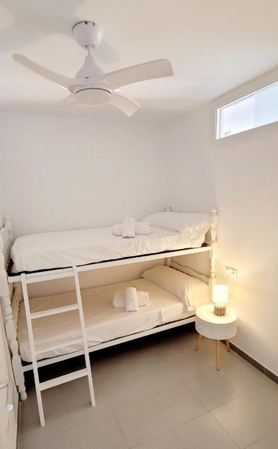 Precioso Apartamento Reformado En 1Ra Linea De Mar Sin Vistas Calella De Palafrugell Exterior foto